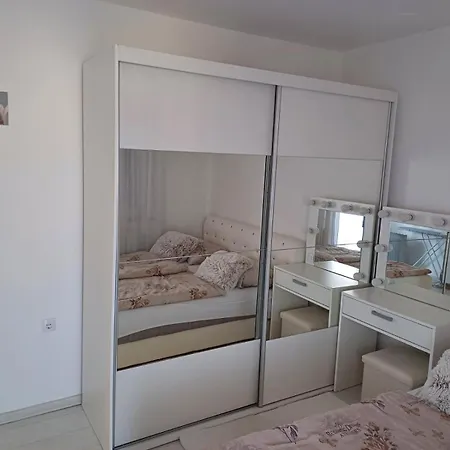 Vrbas Lägenhet *